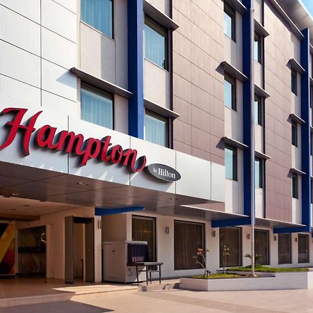 Hampton By Hilton Vadodara-Alkapuri Zewnętrze zdjęcie