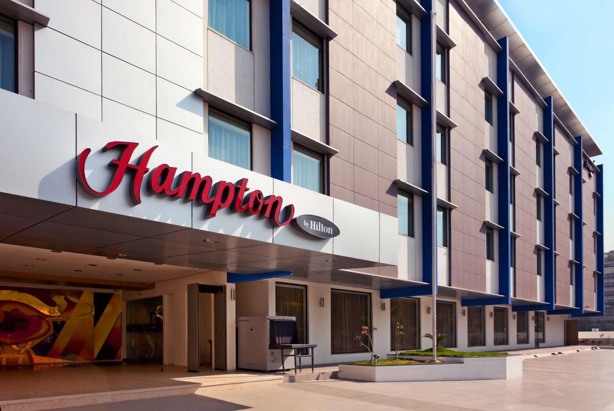 Hampton By Hilton Vadodara-Alkapuri Zewnętrze zdjęcie